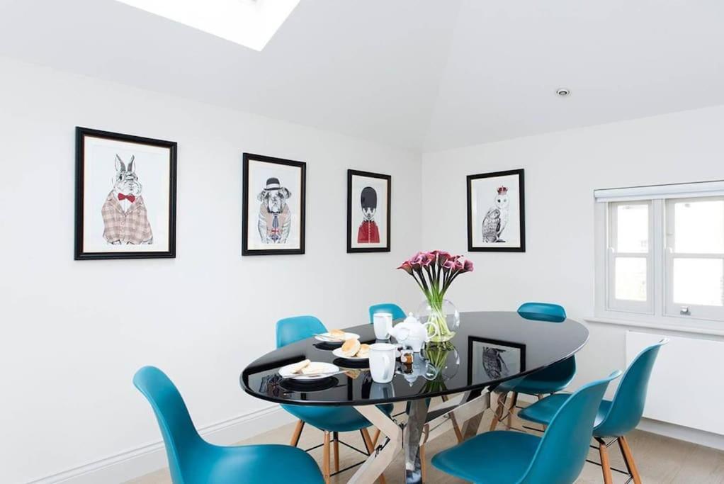 Appartement Recently Redecorated Bright And Spacious 1br Flat In West Londres